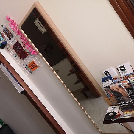 "Dint E Viche E Napule" Guest House Naples Luaran gambar