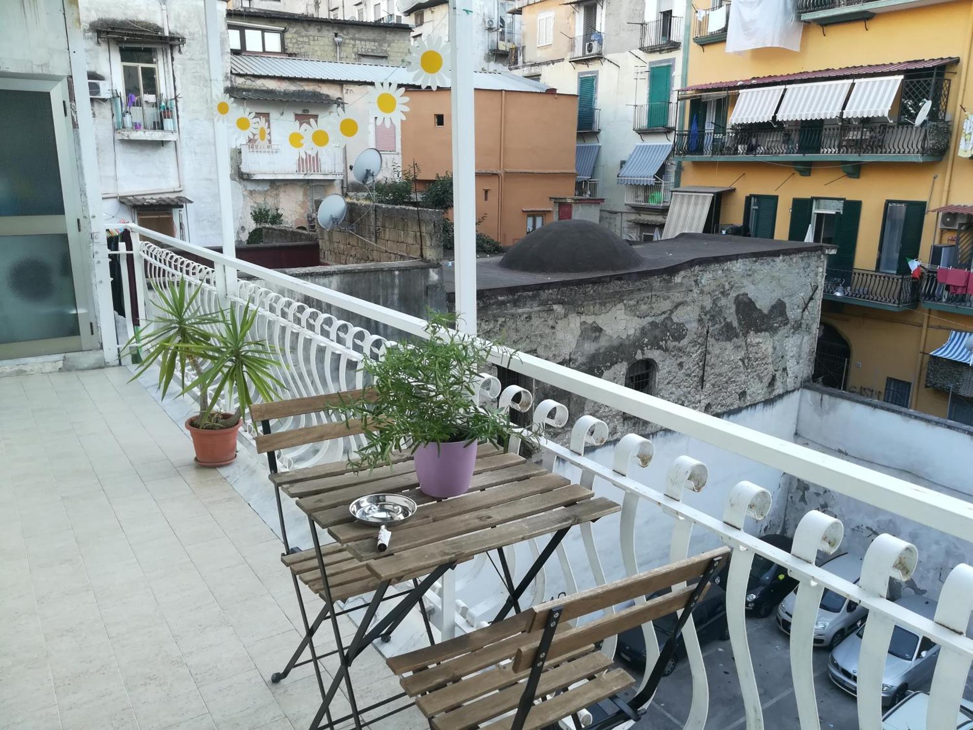 "Dint E Viche E Napule" Guest House Naples Luaran gambar