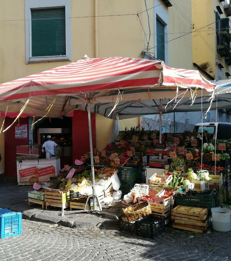 "Dint E Viche E Napule" Guest House Naples Luaran gambar