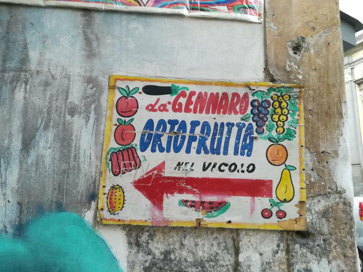 "Dint E Viche E Napule" Guest House Naples Luaran gambar