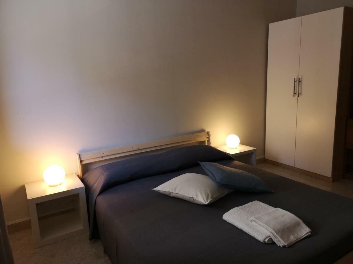 "Dint E Viche E Napule" Guest House Naples Luaran gambar